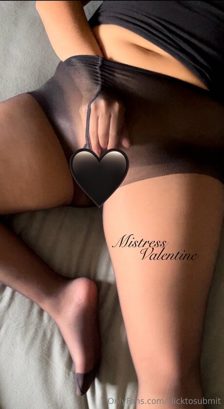 Clicktosubmit perfekte erwachsene foto