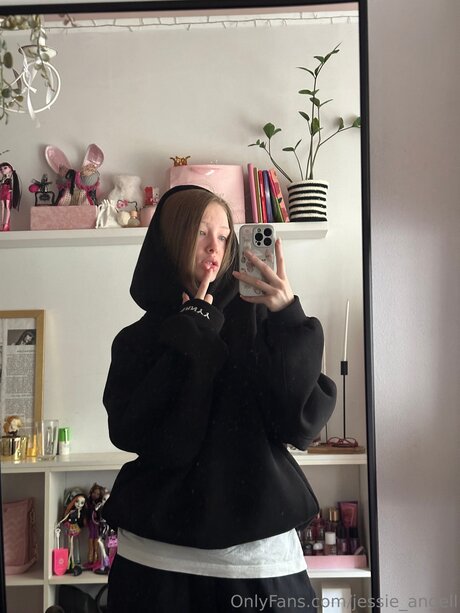 Jessie Angell kunst sex bilder