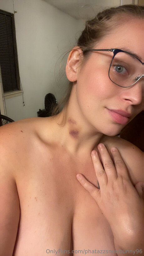 Phatazzsnowbunny96 freie pornostar bilder