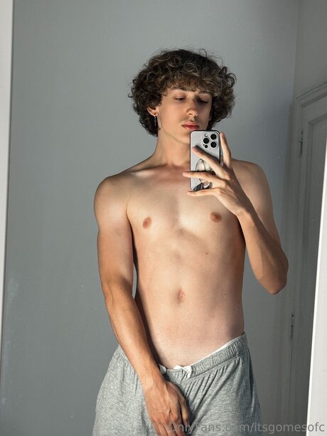 Itsgomesofc xxx erwachsene bild