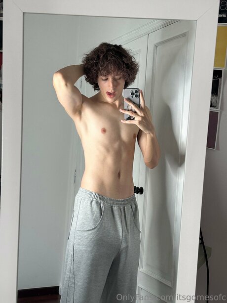 Itsgomesofc porno heiße foto