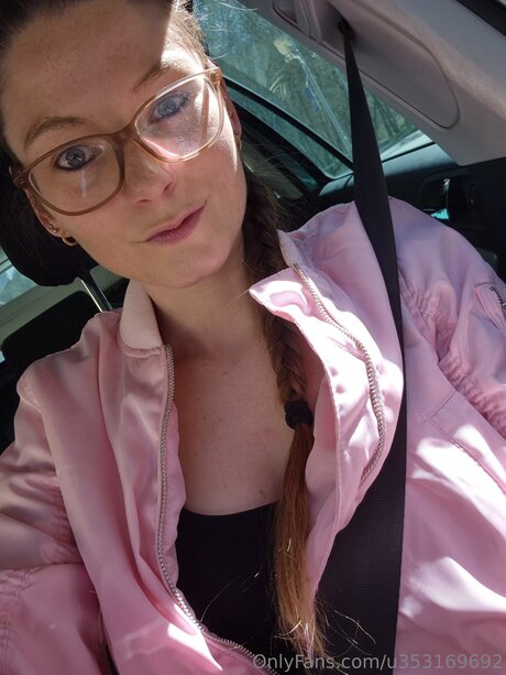 psychologe onlyfans xxx pornographische bild