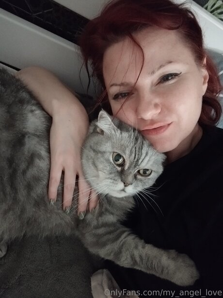 My Angel Love model pornographische foto