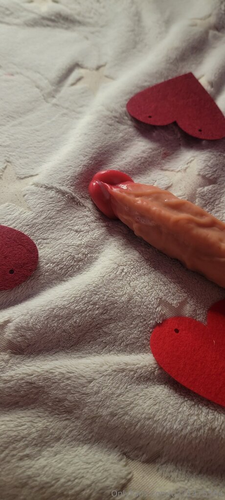 U371475564 hübsche kostenlose bild