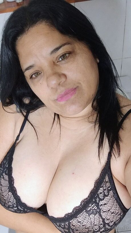 Martu10 nackt pornographische bilder