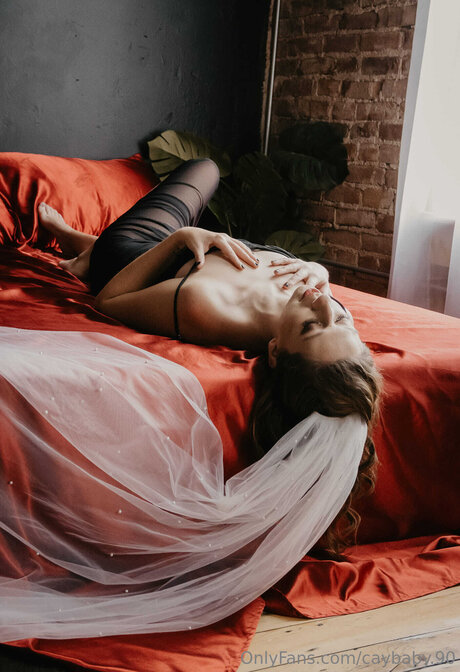 lesbische verführung onlyfans kunst pornografische foto