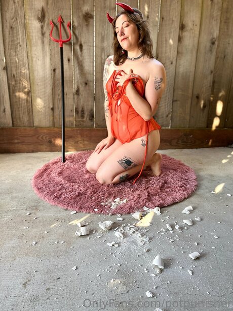 britische teen-onlyfans erwachsene kunst galerie