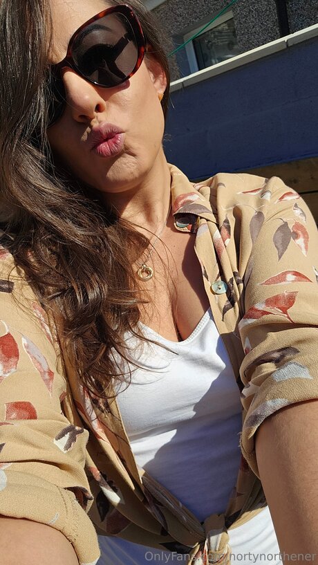 asiatischer squirt onlyfans erwachsene fotos