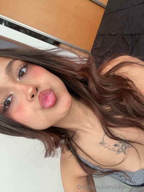 Katbrownn perfekte pornostar bild