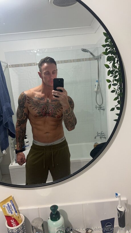 Alexjoneskik11 top erotische bilder