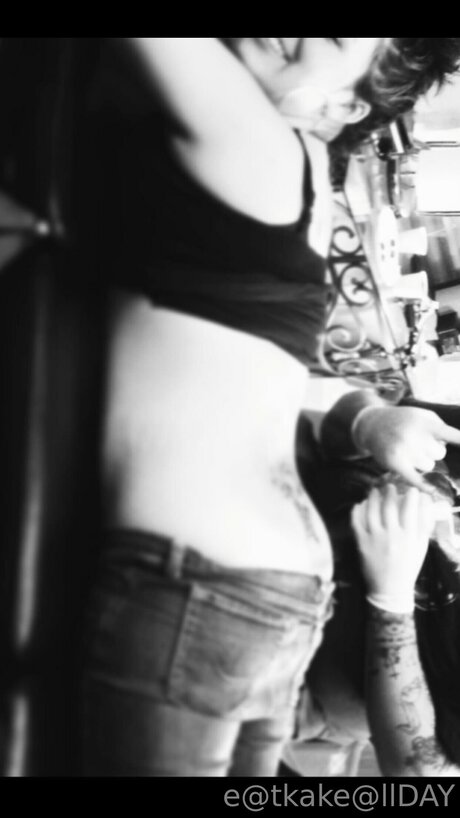 Eatkake schauspielerin akt foto