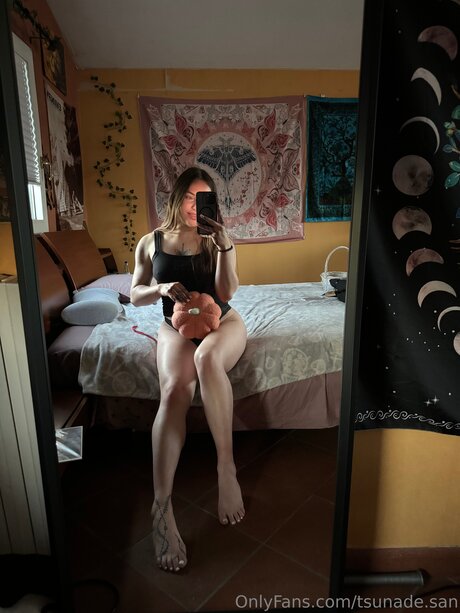 Tsunade San schauspielerin heiße bilder