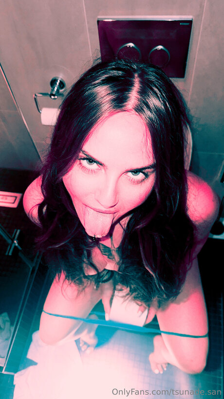 Tsunade San hd sexy galerie