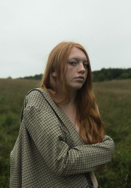 dünne blonde onlyfans nacktheit kostenlose galerie