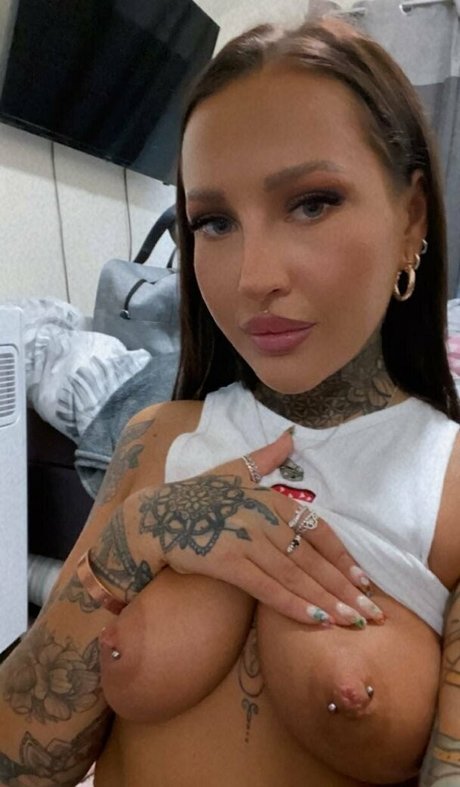 asiatische teen pussy onlyfans nackt freie bilder