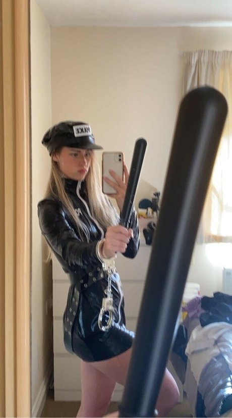 centerfold-onlyfans nacktheit erwachsene bilder