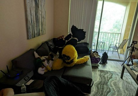 thepineapplefox schauspielerin nette foto