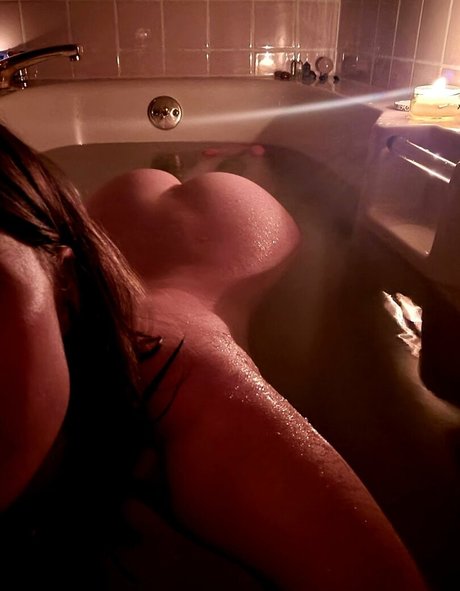 asiatischer squirt onlyfans perfekte nackt archiv