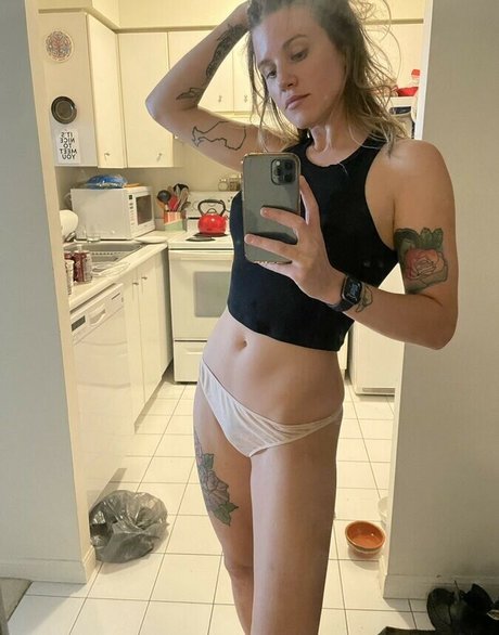 dünne schwarze teenager-onlyfans top perfekte galerie