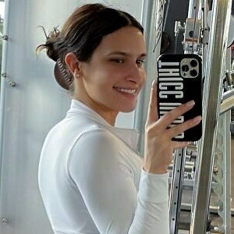 asiatische pawg-onlyfans schöne perfekte foto