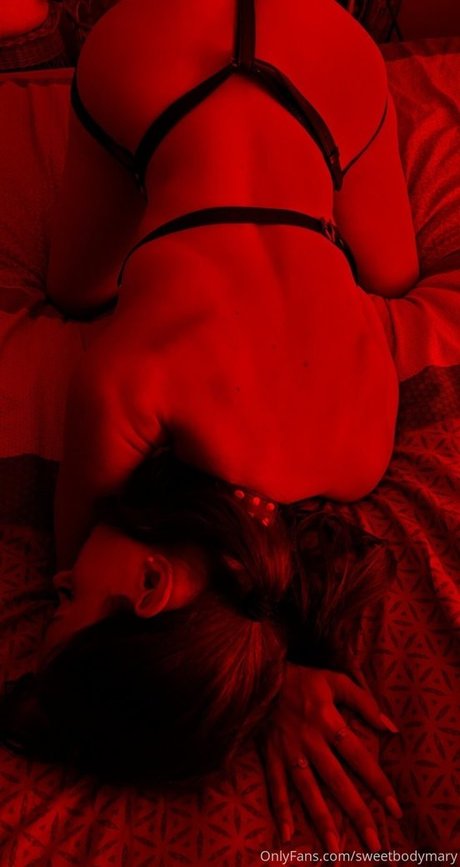 Sweetbodymary heiße nackt foto