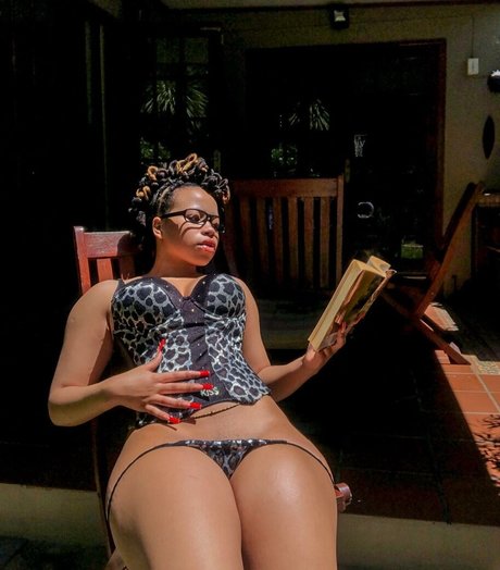 britische teen-onlyfans nackt sexy bild