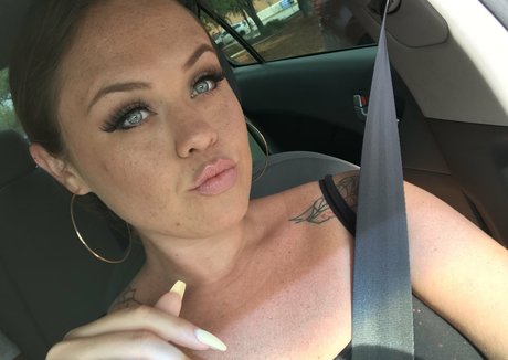 nicolette xx hübsche heiße bilder