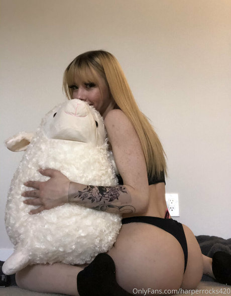 zierliche teen-onlyfans exklusive beste bild