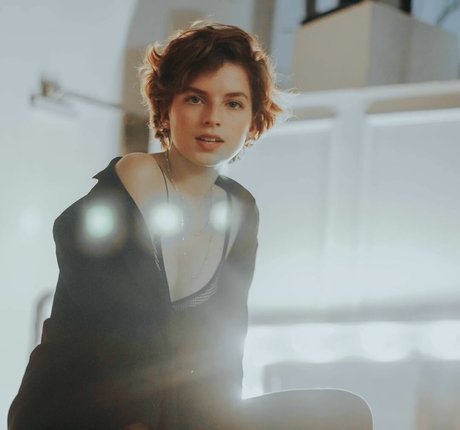 ebenholz nackt onlyfans erotische porno bild