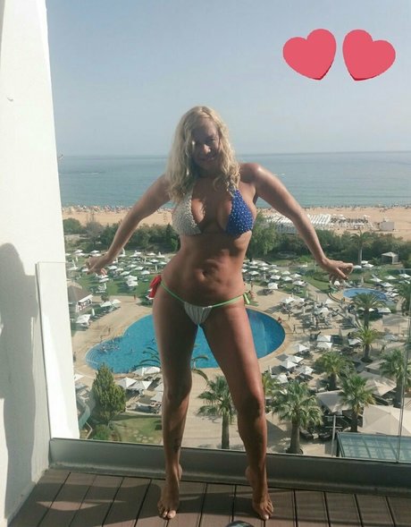 Claudia Silva sex bild