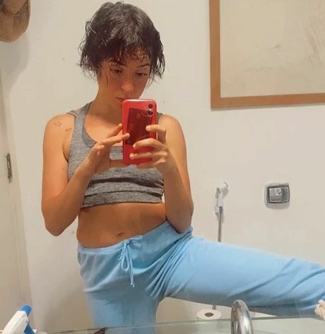 Valentina Bandeira model nackt bilder