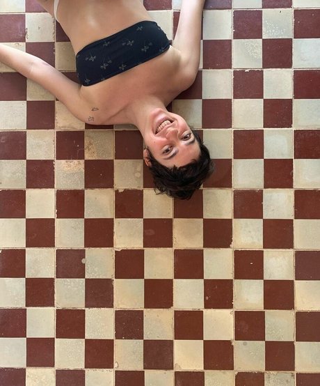 Valentina Bandeira nackte bild