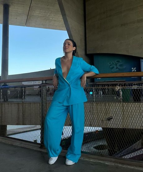 Valentina Bandeira nackt perfekte bild