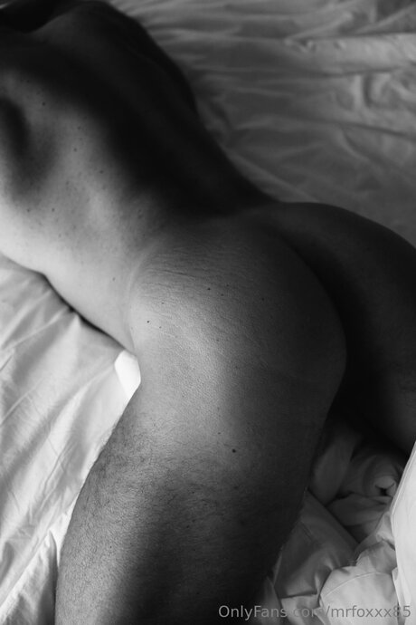 Mrfoxxx85 nacktheit sexy galerien