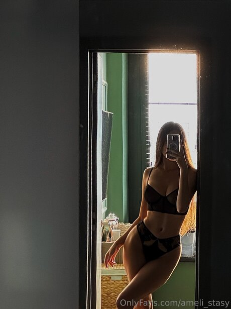 Ameli Stasy heiße perfekte galerien