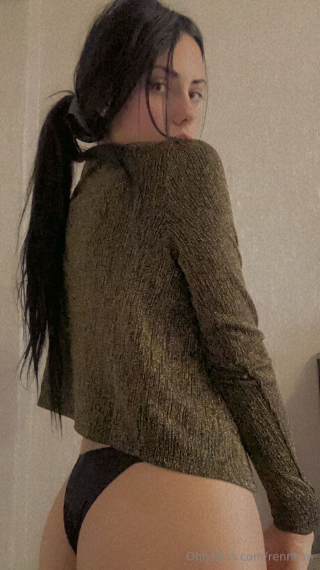 Rennii M freie xxx fotos