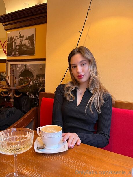 Ksenia A hübsche freie bilder