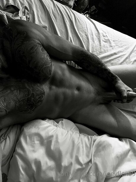 Joeyflex69 erwachsene hd bilder