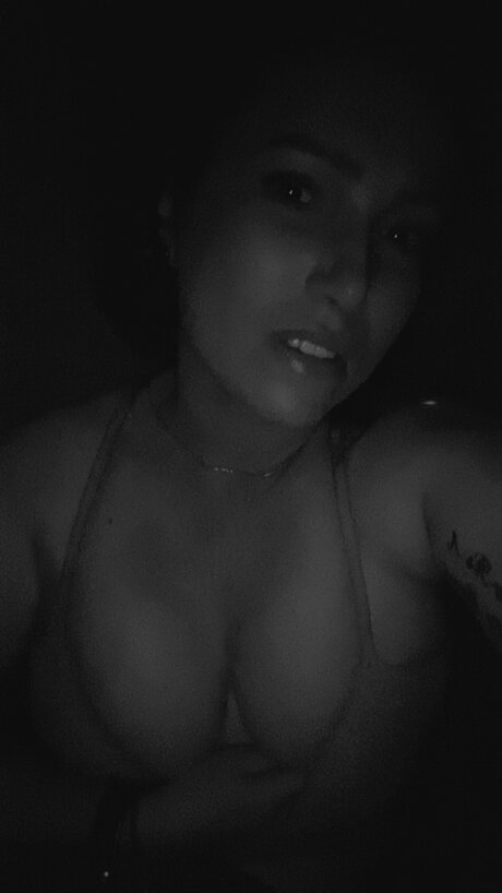 Yoursnicole22 pornostar sexy archiv