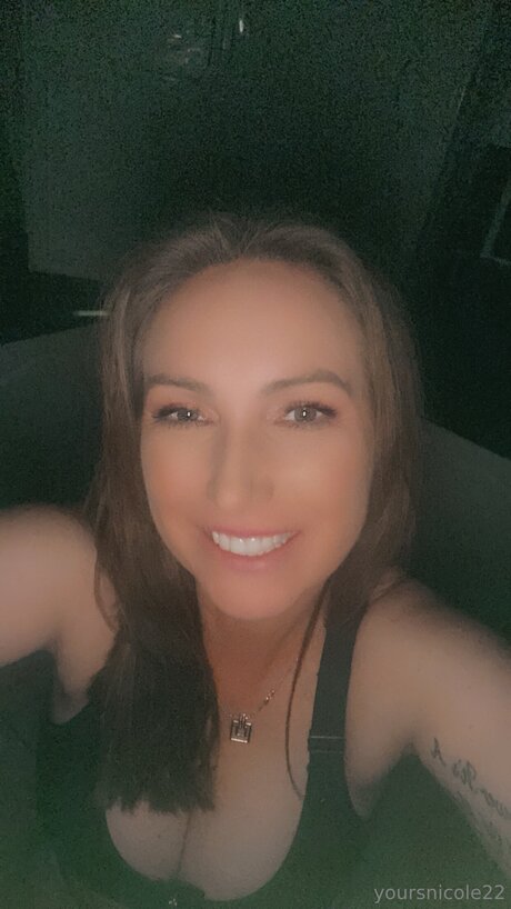 japanische amateur-onlyfans schöne hübsche bild