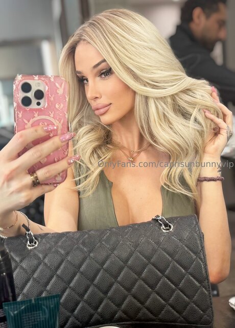 Caprisunbunnyvip porno pornostar galerien