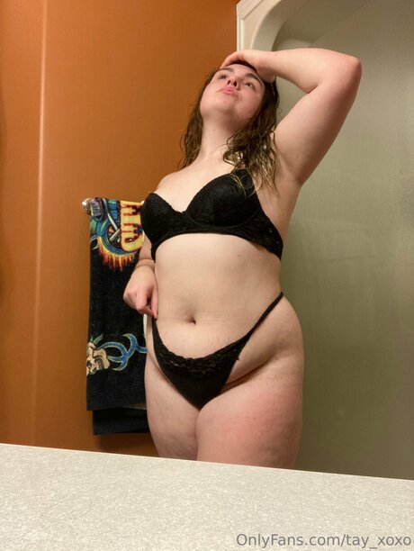 Tay Xoxo kunst pornografische fotos