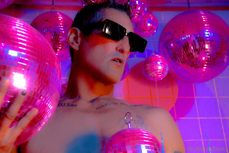 Mrward88 model nackte galerie