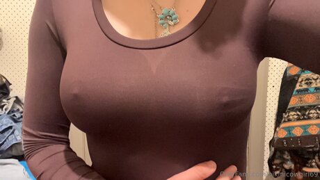 Bikinicowgirl69 nackt perfekte bild