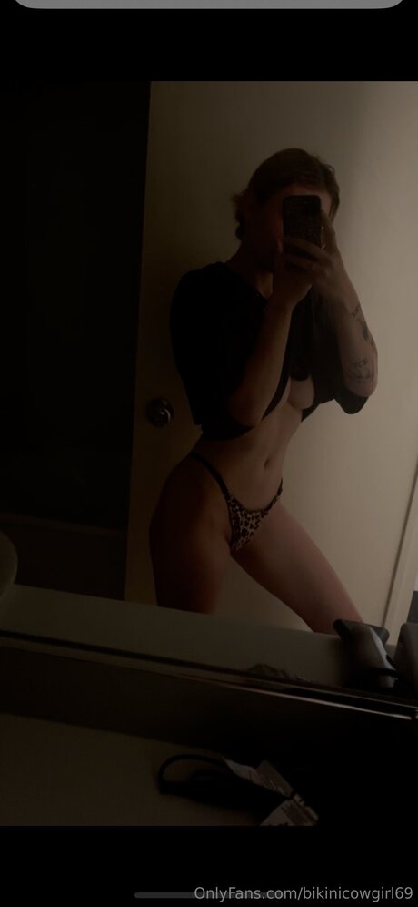 Bikinicowgirl69 heiße erotische galerien