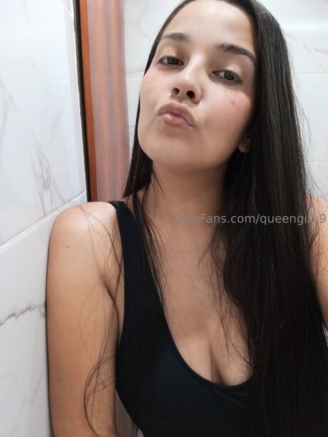 britische teen-onlyfans erotische pornographische foto