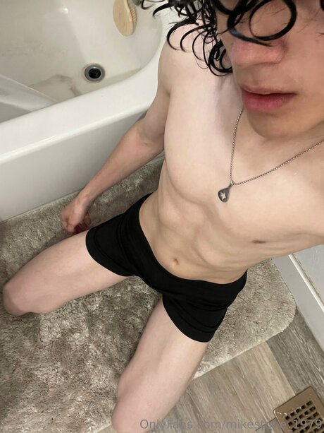 japanische solo-onlyfans beste akt archiv