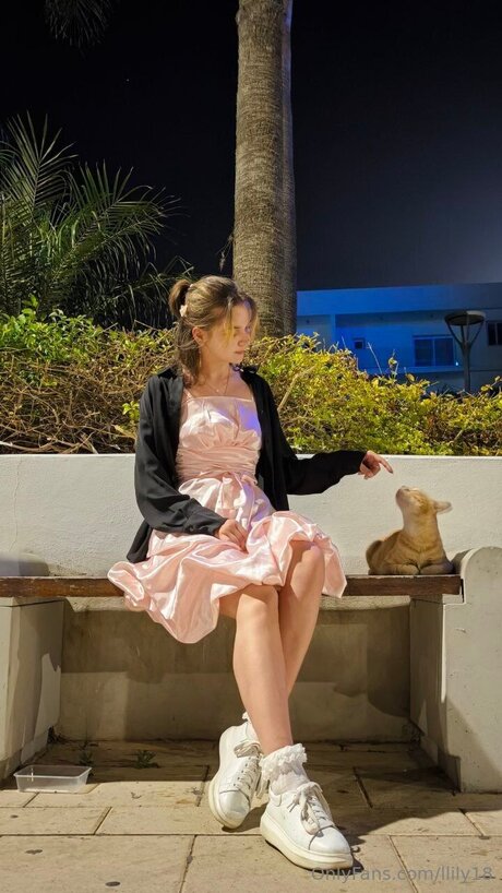 dünne blonde onlyfans sexy schöne foto