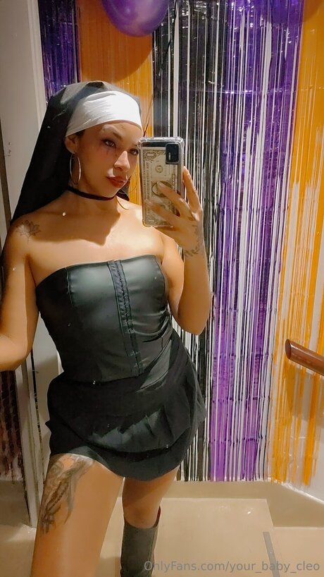 Your Goddess Cleo hd xxx bilder