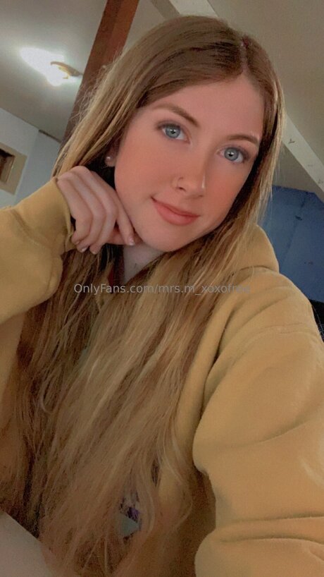 Mrs M Xoxofree pornostar nackten archiv